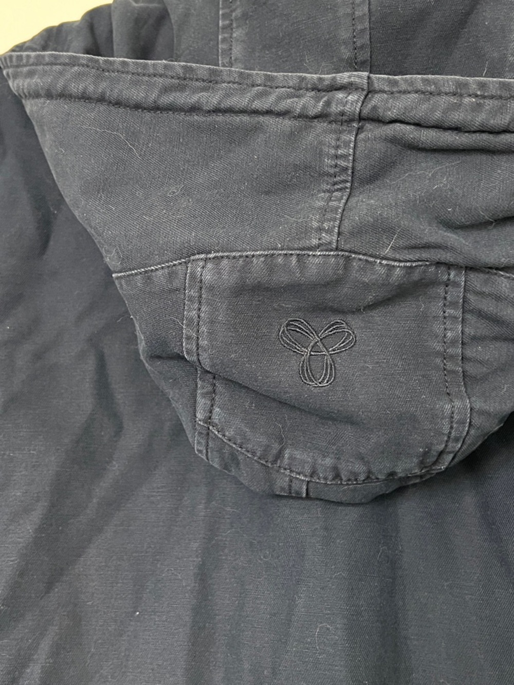 Aritzia TNA Navy Hooded Anorak Jacket - Picture 3 of 6